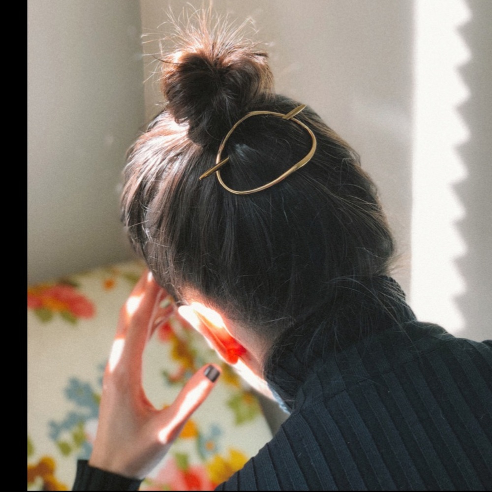 Gabriela Artigas Lunula hair bun pin